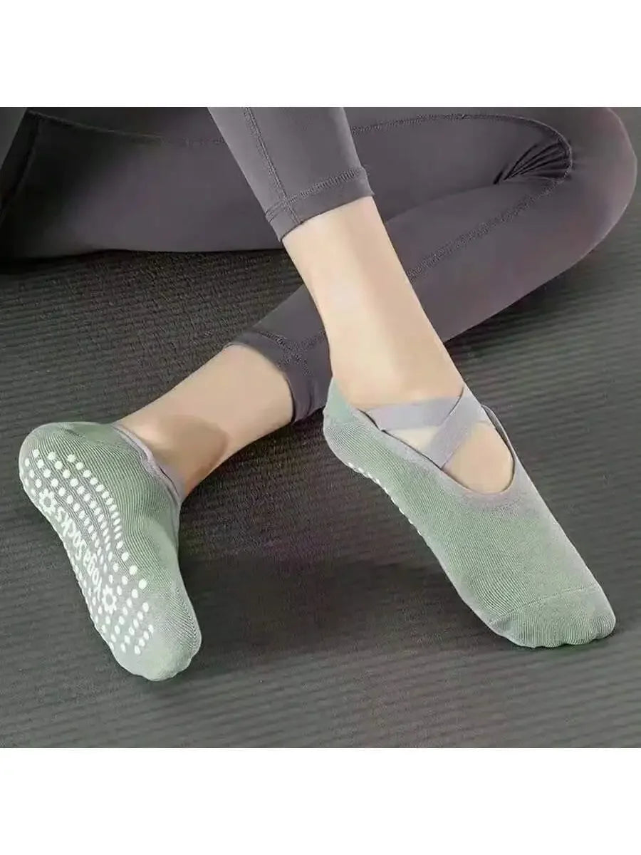 Women Yoga Socks Silicone Anti-Slip Ballet Pilates Socks Women Backless Breathable Bandage Dance Sports Socks