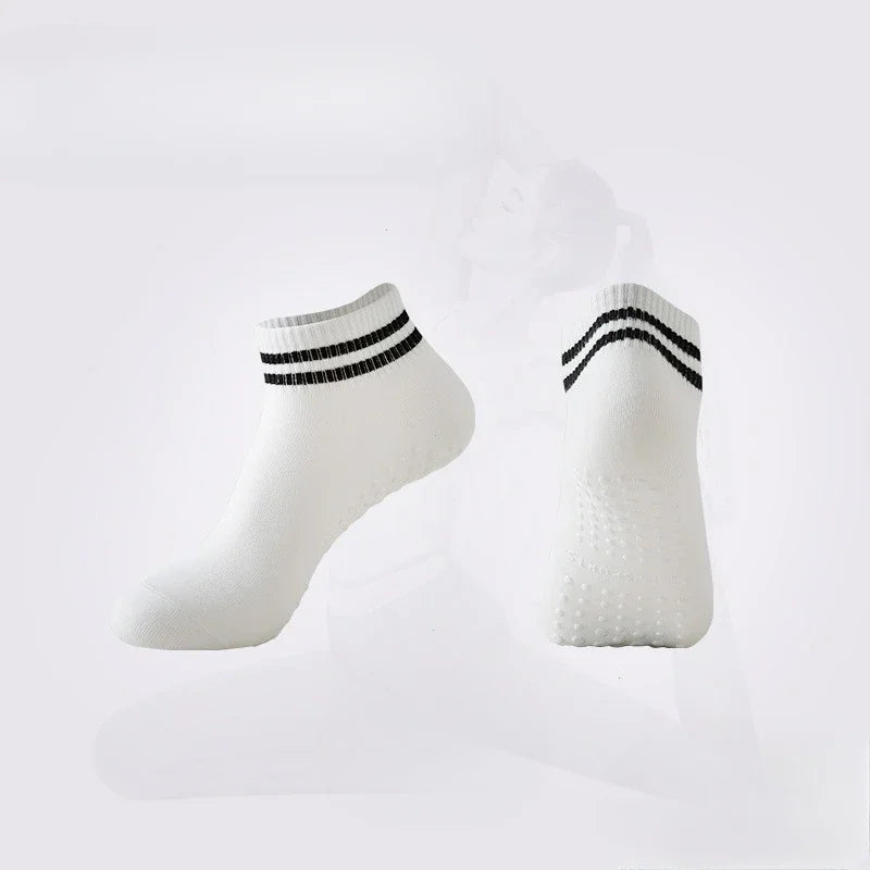 1Pair Grip Socks for Women Non Slip Pilates Yoga Socks with Double Stripes Men Workout Ballet Sports Fitness Athletic Socks